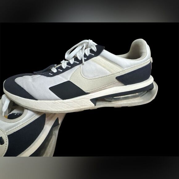 Nike Men’s Air Max Pre Day